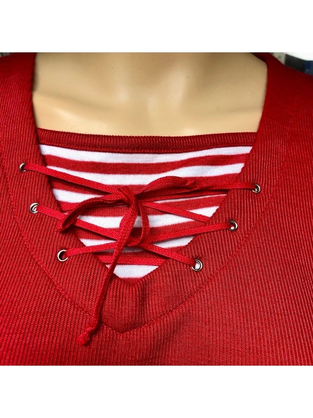 CAROLYN TAYLOR SWEATER - SIZE L - Picture 2 of 5